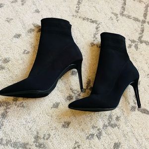 NWOB! Steve Madden Stretch Black Ankle Boots.